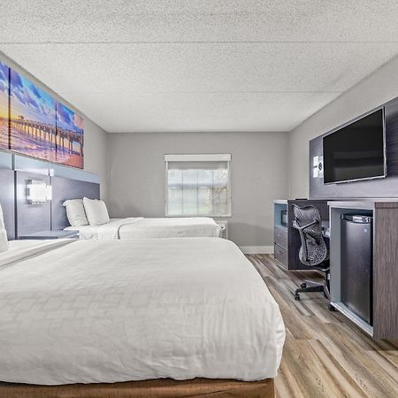Clarion Pointe Tampa-Brandon Near Fairgrounds And Casino Hotel Mango Bagian luar foto