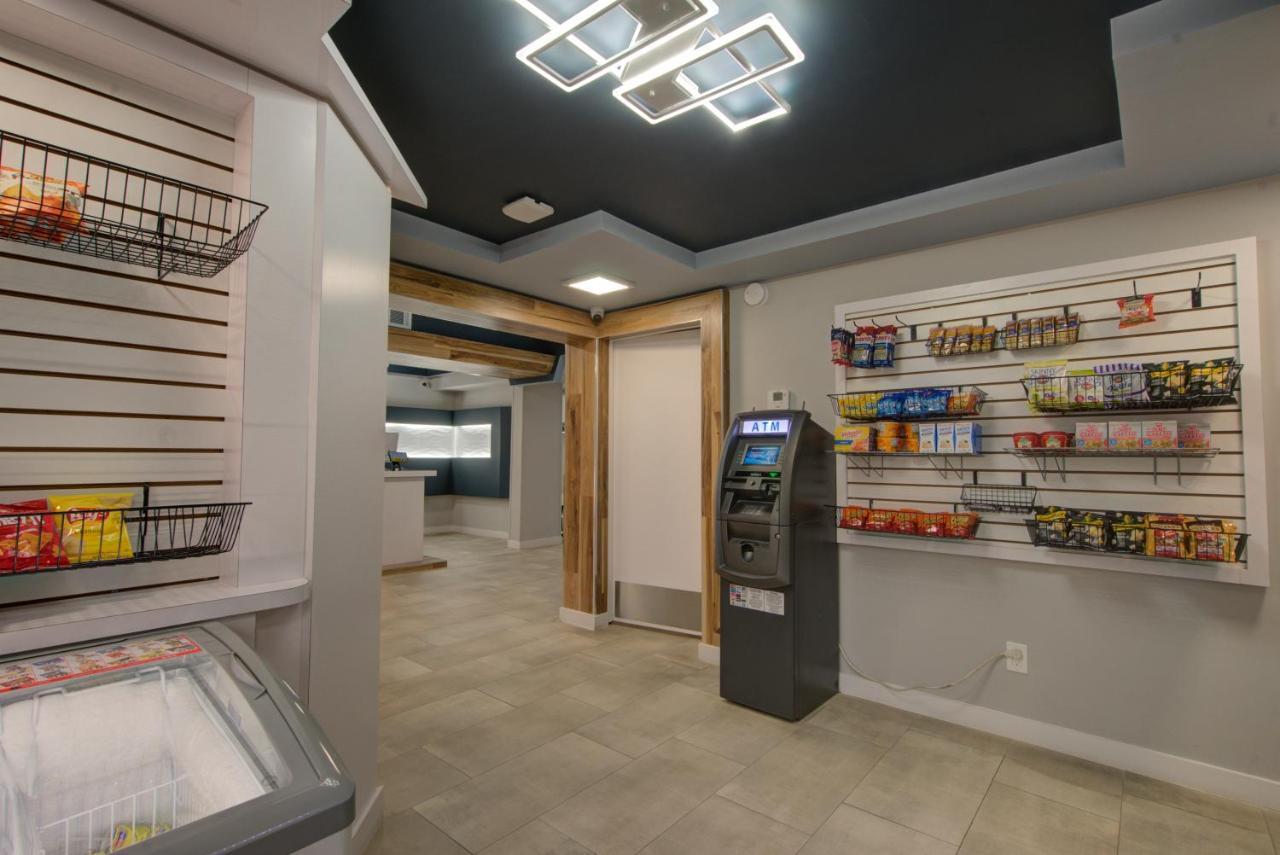 Clarion Pointe Tampa-Brandon Near Fairgrounds And Casino Hotel Mango Bagian luar foto